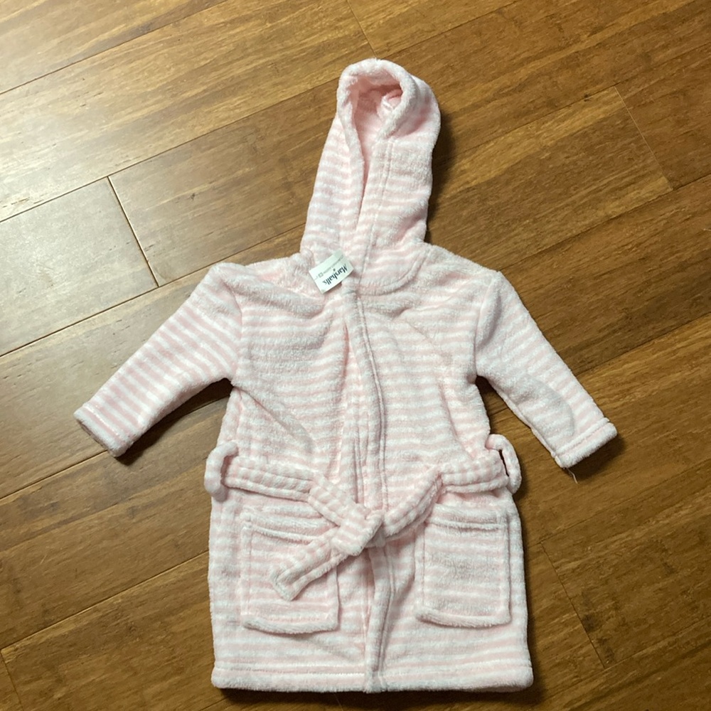 NWT Modern Baby Soft Pink Striped Baby Robe 0-9 Months